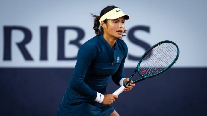 Emma Raducanu lần đầu ti&ecirc;n thắng trận ở Rome Masters