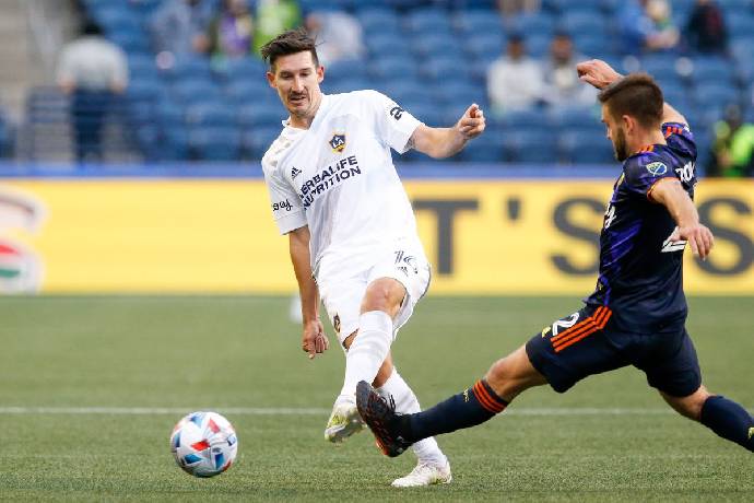 Soi k&egrave;o g&oacute;c Seattle Sounders vs Los Angeles Galaxy, 9h30 ng&agrave;y 9/8: Thế trận đ&ocirc;i c&ocirc;ng