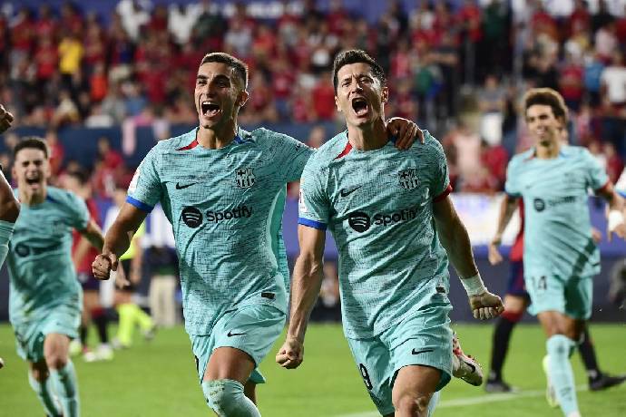 Barca năn nỉ ĐTQG bu&ocirc;ng tha cho trụ cột nơi h&agrave;ng thủ