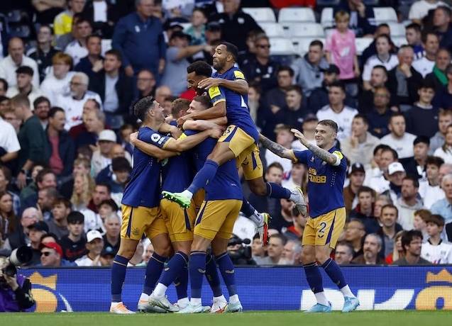 Đội h&igrave;nh ra s&acirc;n ch&iacute;nh thức Newcastle vs Brentford, 21h ng&agrave;y 8/10