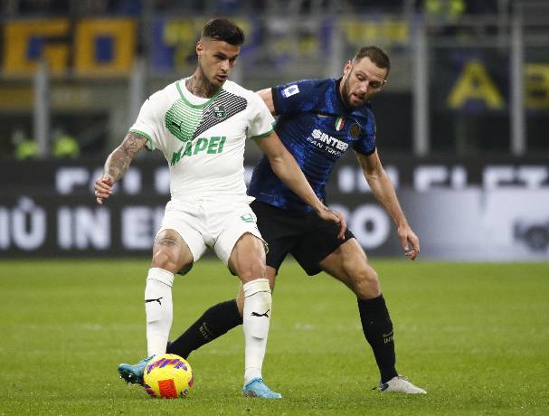 Soi k&egrave;o phạt g&oacute;c Sassuolo vs Inter Milan, 20h00 ng&agrave;y 8/10