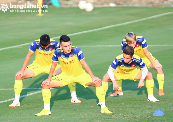 Danh s&aacute;ch ch&iacute;nh thức Việt Nam vs UAE: HLV Park Hang-seo loại Trọng H&ugrave;ng