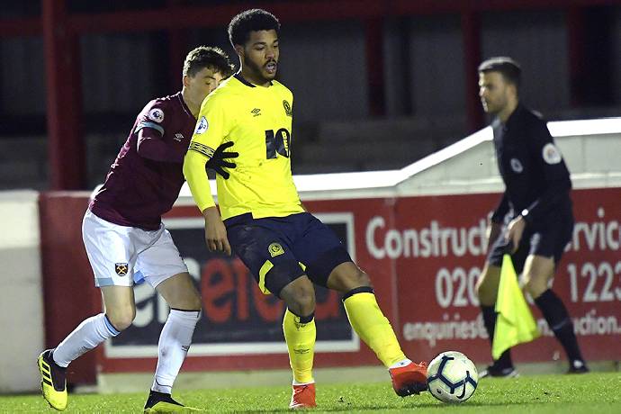 Nhận định, soi k&egrave;o West Ham vs Blackburn, 2h45 ng&agrave;y 10/11