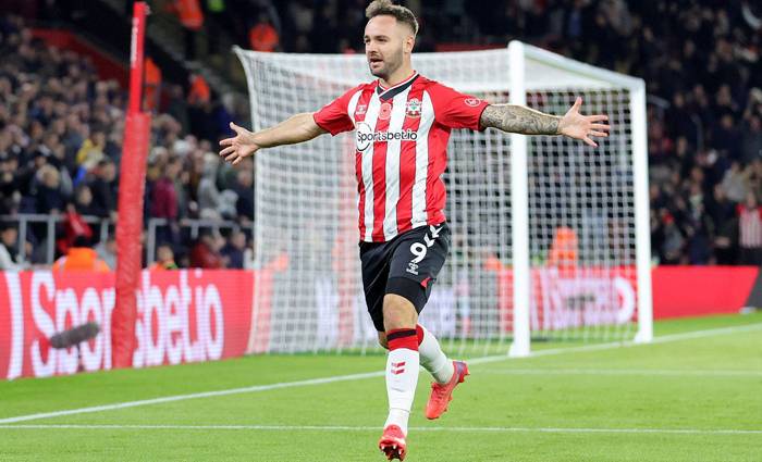 Soi k&egrave;o phạt g&oacute;c Southampton vs Brentford, 2h45 ng&agrave;y 12/1