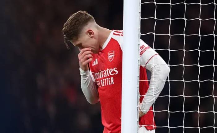 Thi đấu thảm hại trước Liverpool, Viktor Gyokeres bị chỉ tr&iacute;ch nặng nề