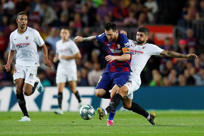 Lịch thi đấu b&oacute;ng đ&aacute; h&ocirc;m nay 10/2: Sevilla vs Barcelona