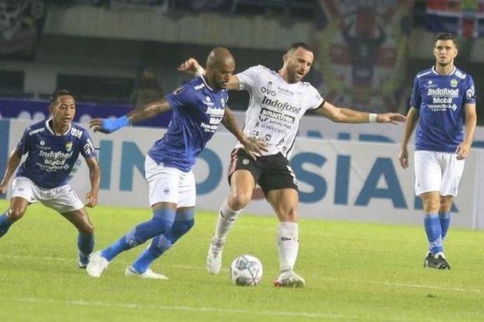 Ph&acirc;n t&iacute;ch k&egrave;o hiệp 1 Bali vs Persib Bandung, 17h ng&agrave;y 10/2