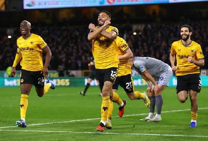 Nhận định, soi k&egrave;o Wolverhampton vs Brentford, 22h00 ng&agrave;y 10/2: Ch&agrave;o mừng đến hang soi! 