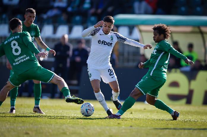 Nhận định, soi k&egrave;o Botev Plovdiv vs Hebar Pazardzhik, 19h30 ng&agrave;y 9/2: Cơ hội đứng l&ecirc;n