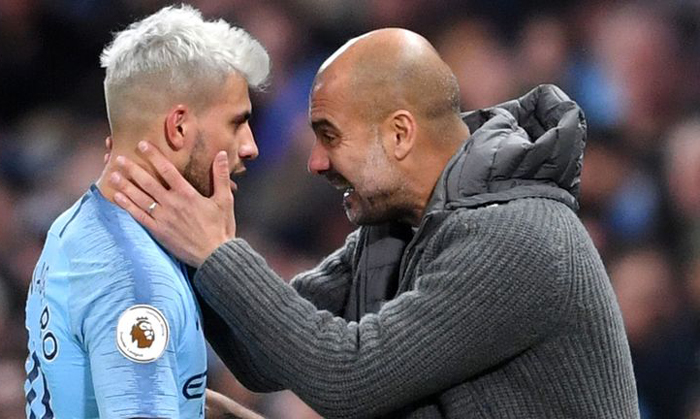 &lsquo;L&ecirc;n đỉnh&rsquo; Ngoại hạngh, Man City 'rinh' c&uacute; đ&uacute;p giải thưởng th&aacute;ng Hai