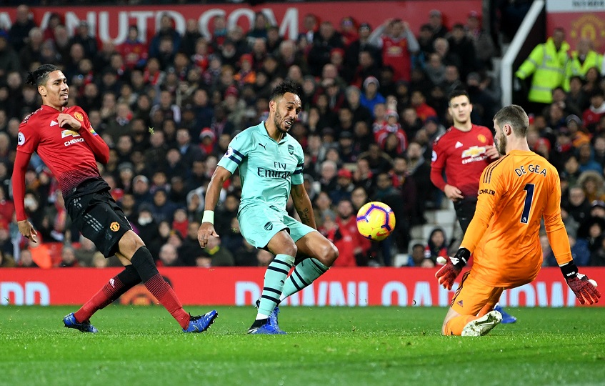 Dự đo&aacute;n Arsenal vs MU (23h30 10/3) bởi chuy&ecirc;n gia Mark Lawrenson