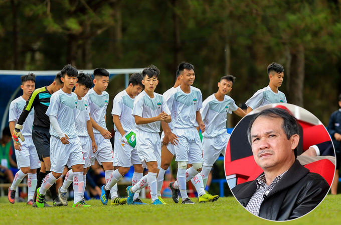 Bầu Đức muốn đưa lứa 'C&ocirc;ng Phượng 2.0' sang ch&acirc;u &Acirc;u tập huấn