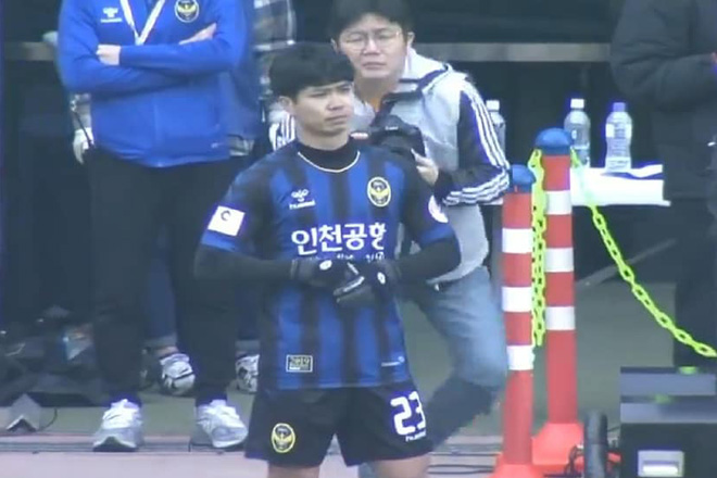 Khoảnh khắc C&ocirc;ng Phượng tạo n&ecirc;n dấu ấn lịch sử tại K-League 2019