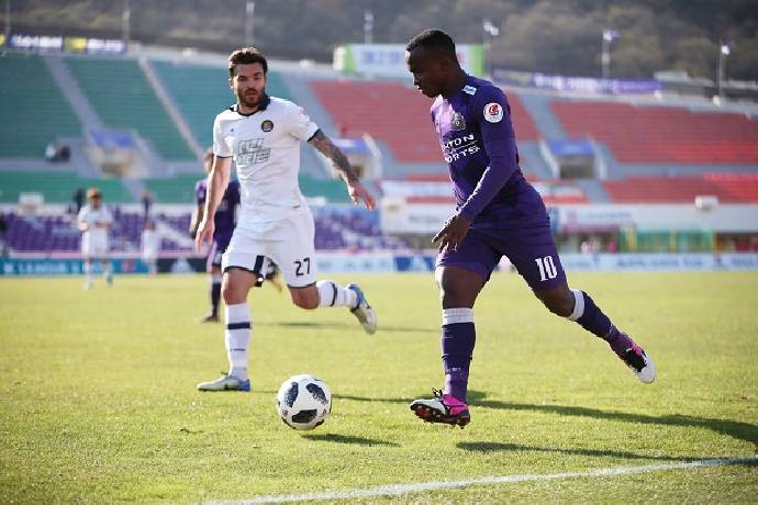 Soi k&egrave;o b&oacute;ng đ&aacute; c&uacute;p H&agrave;n Quốc h&ocirc;m nay 9/3: FC Anyang vs Siheung Citizen