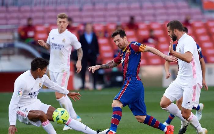 Đội h&igrave;nh dự kiến Real Madrid vs Barcelona: H&agrave;ng thủ sứt mẻ