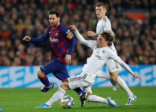 Soi k&egrave;o phạt g&oacute;c Real Madrid vs Barcelona: Kh&oacute; tưng bừng