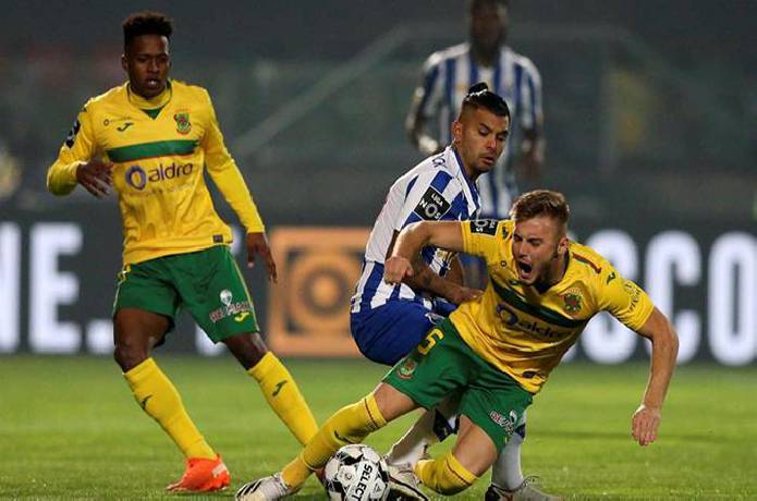 Nhận định, soi k&egrave;o Pacos Ferreira vs Maritimo, 21h30 ng&agrave;y 09/04