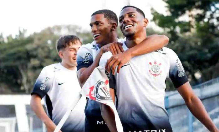 Nhận định, soi k&egrave;o CA Platense vs Corinthians, 07h00 ng&agrave;y 10/4: Tin v&agrave;o h&agrave;ng hiệu