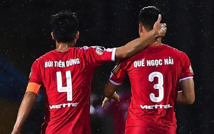 Đ&aacute;nh bại B&ugrave;i Tiến Dũng, Quế Ngọc Hải v&agrave;o chung kết PES Cup 2020