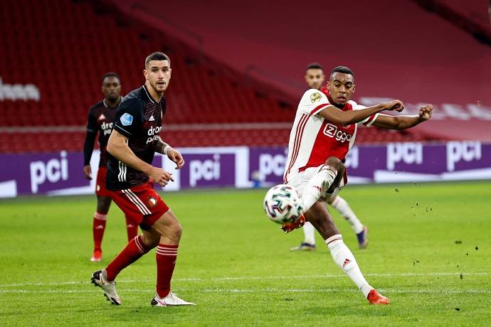 K&egrave;o b&oacute;ng đ&aacute; H&agrave; Lan h&ocirc;m nay 9/5: Feyenoord vs Ajax Amsterdam