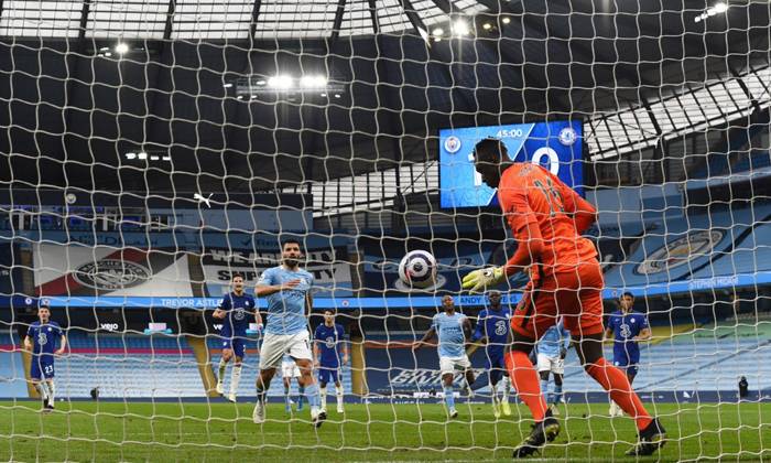 Man City đ&aacute; phạt đền dở nhất Ngoại hạng Anh 2020/21