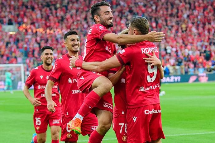 Nhận định, soi k&egrave;o Widzew Lodz vs Piast Gliwice, 16h00 ng&agrave;y 10/7: S&acirc;n nh&agrave; vẫn hơn