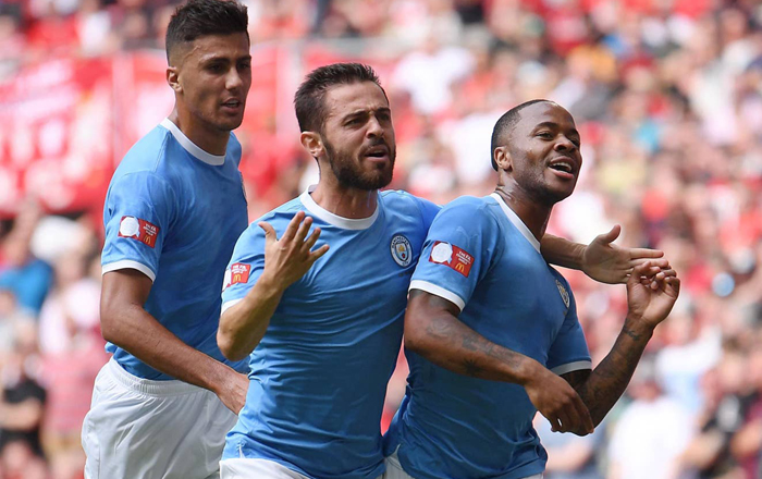 Dự đo&aacute;n West Ham vs Man City (18h30 10/8) bởi chuy&ecirc;n gia Mark Lawrenson