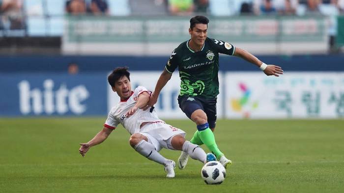 Soi k&egrave;o phạt g&oacute;c Daegu vs Jeonbuk Motors, 12h ng&agrave;y 10/9