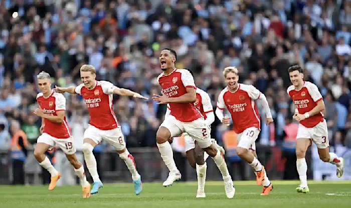 Trụ cột d&iacute;nh chấn thương, chuy&ecirc;n gia lập tức trấn an CĐV Arsenal