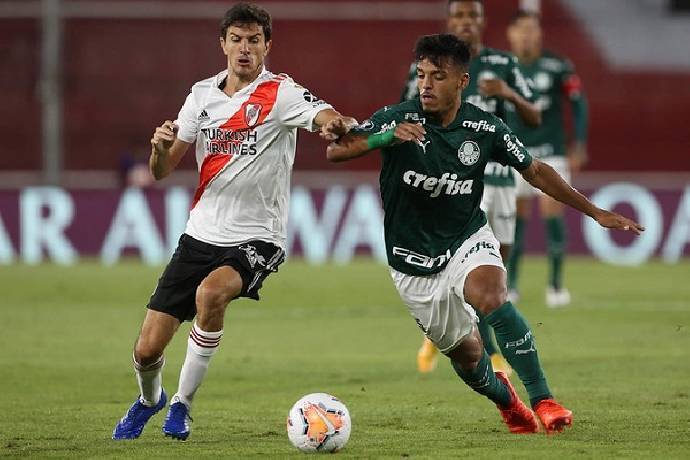 Soi k&egrave;o phạt g&oacute;c Parana vs River Plate, 6h30 ng&agrave;y 10/10