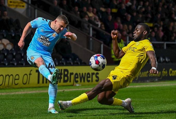 Nhận định, soi k&egrave;o Burton Albion vs Cambridge Utd, 2h00 ng&agrave;y 10/10