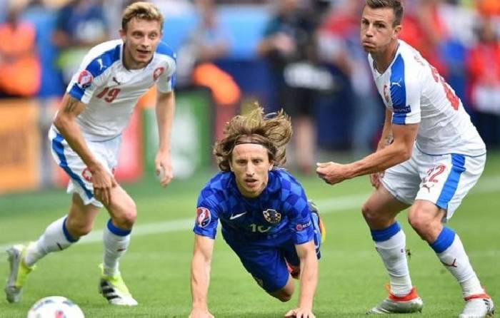 Nhận định, soi k&egrave;o CH S&eacute;c vs Croatia, 1h45 ng&agrave;y 10/10: Cuộc đua ng&atilde; ngũ