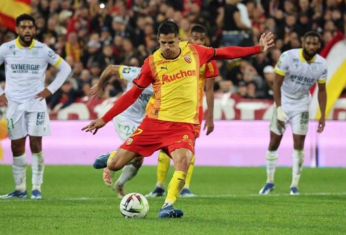 Nhận định, soi k&egrave;o Lens vs Nantes, 1h00 ng&agrave;y 10/11: S&acirc;n nh&agrave; vẫn hơn