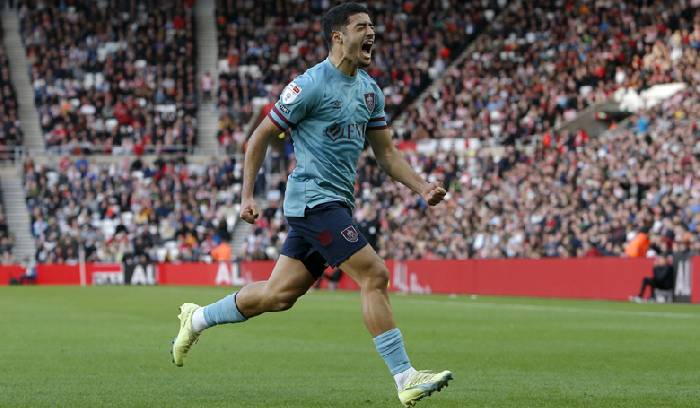 Ph&acirc;n t&iacute;ch k&egrave;o hiệp 1 QPR vs Burnley, 20h ng&agrave;y 11/12