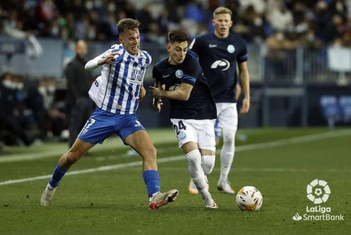 Soi k&egrave;o phạt g&oacute;c Ibiza vs Malaga, 20h ng&agrave;y 11/12