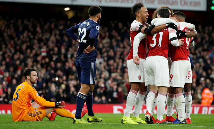 Ph&acirc;n t&iacute;ch tỷ lệ West Ham vs Arsenal, 19h30 ng&agrave;y 12/1