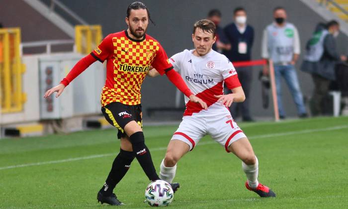 Bursaspor vs Antalyaspor, 19h45 ng&agrave;y 12/1: Đại gia hết thời