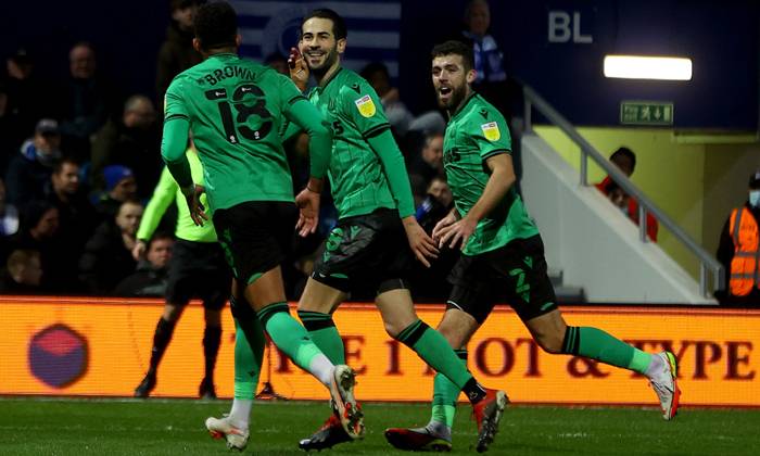 Nhận định, soi k&egrave;o Barnsley vs Stoke, 2h45 ng&agrave;y 13/1