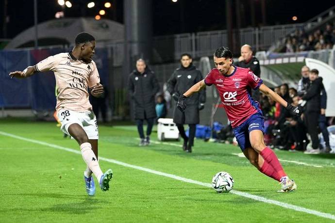 Nhận định, soi k&egrave;o Martigues vs Clermont, 2h00 ng&agrave;y 11/1: Tho&aacute;t hiểm