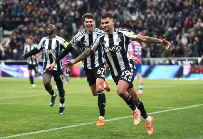 Si&ecirc;u m&aacute;y t&iacute;nh dự đo&aacute;n Newcastle vs Bournemouth, 22h00 ng&agrave;y 10/01