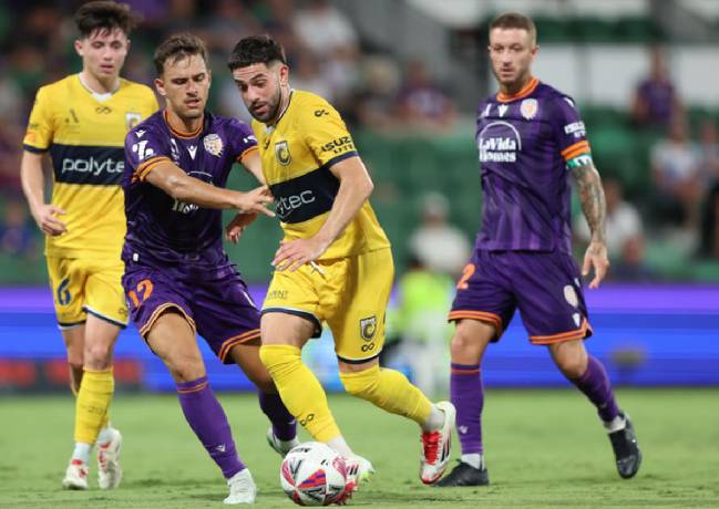 Soi k&egrave;o g&oacute;c Perth Glory vs Central Coast Mariners, 17h45 ng&agrave;y 10/01