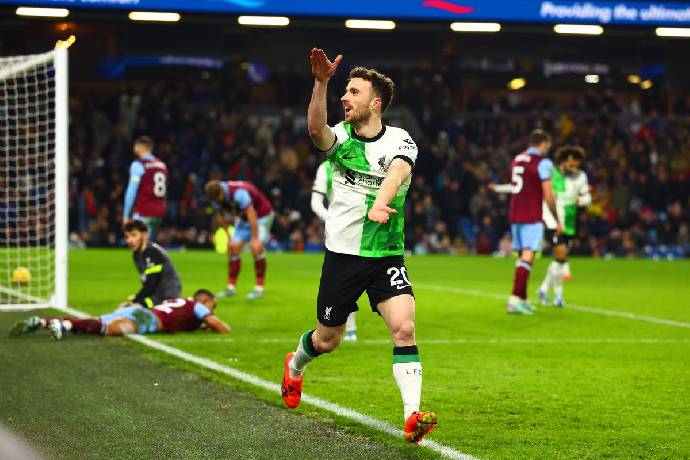 Soi k&egrave;o phạt g&oacute;c Liverpool với Burnley, 22h00 ng&agrave;y 10/2