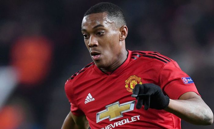 Danh s&aacute;ch cầu thủ MU vs Arsenal: Martial v&agrave; Matic trở lại