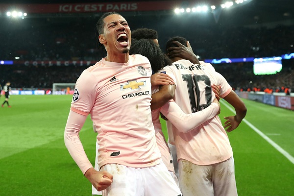 MU vs Barcelona: Smalling tiết lộ sự thật kh&oacute; tin