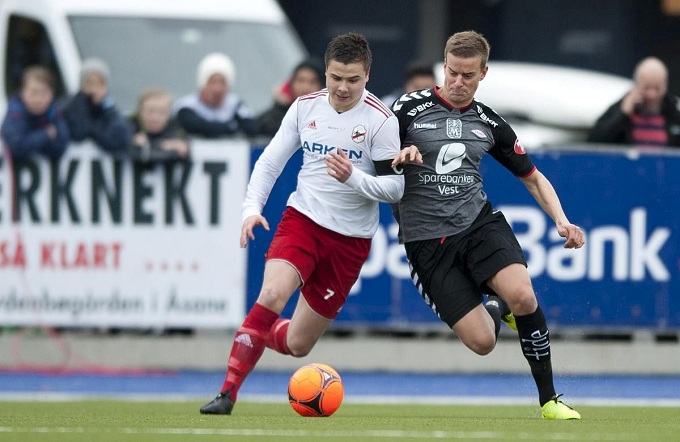 Alexander Đặng chỉ đ&aacute;p ứng được 1/3 ti&ecirc;u ch&iacute; của thầy Park