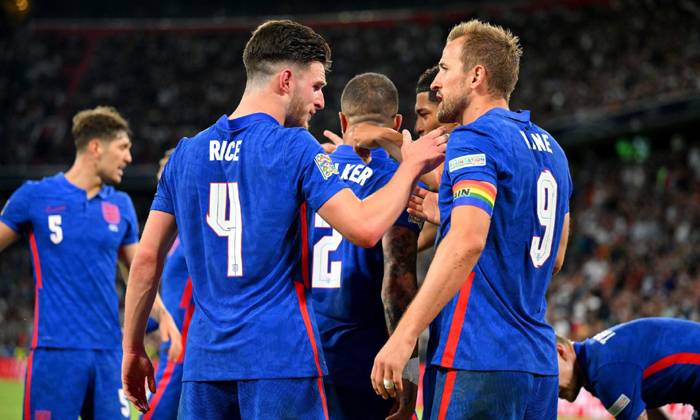 Soi k&egrave;o phạt g&oacute;c Anh vs Italia, 1h45 ng&agrave;y 12/6