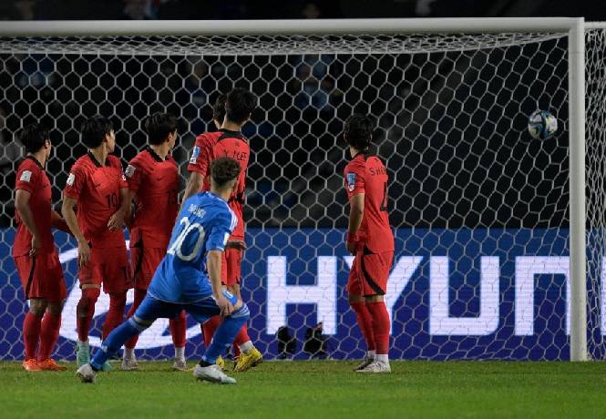 Soi k&egrave;o phạt g&oacute;c U20 Uruguay vs U20 Italia, 04h00 ng&agrave;y 12/6