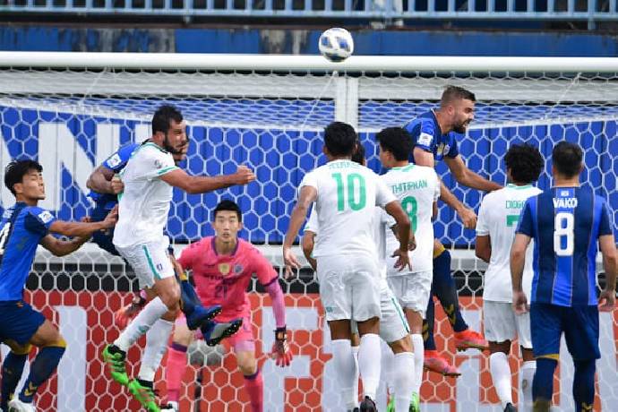 Soi k&egrave;o phạt g&oacute;c BG Pathum United vs Ulsan Hyundai, 21h00 ng&agrave;y 11/7