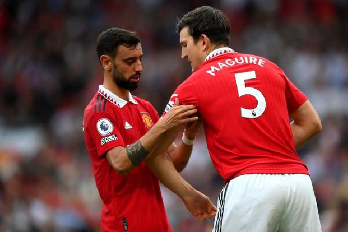5 cầu thủ Man United sẵn s&agrave;ng l&agrave;m đội trưởng thay Maguire