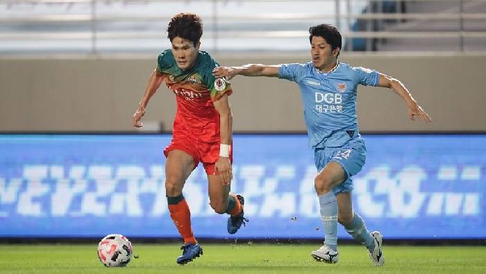 Soi k&egrave;o phạt g&oacute;c Daegu FC vs Gangwon FC, 17h ng&agrave;y 11/7